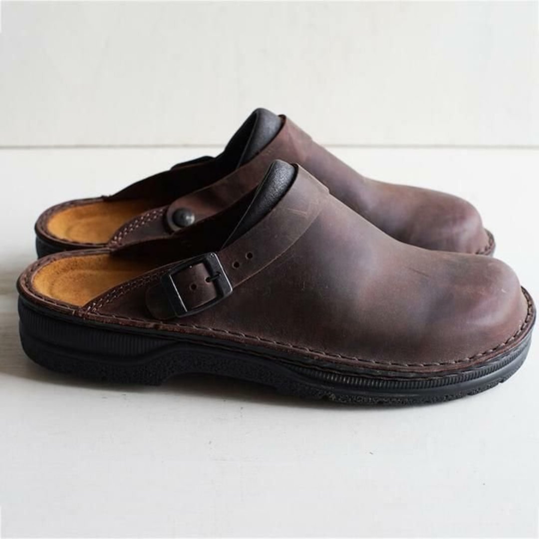 Barclay - Clogs: Comfort & Style