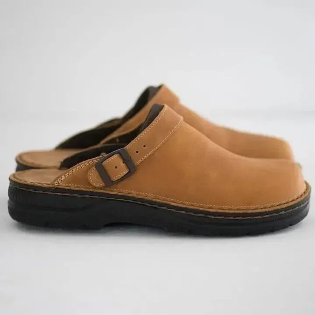 Barclay - Clogs: Comfort & Style