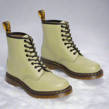 Marten - Elegant Vintage Boots