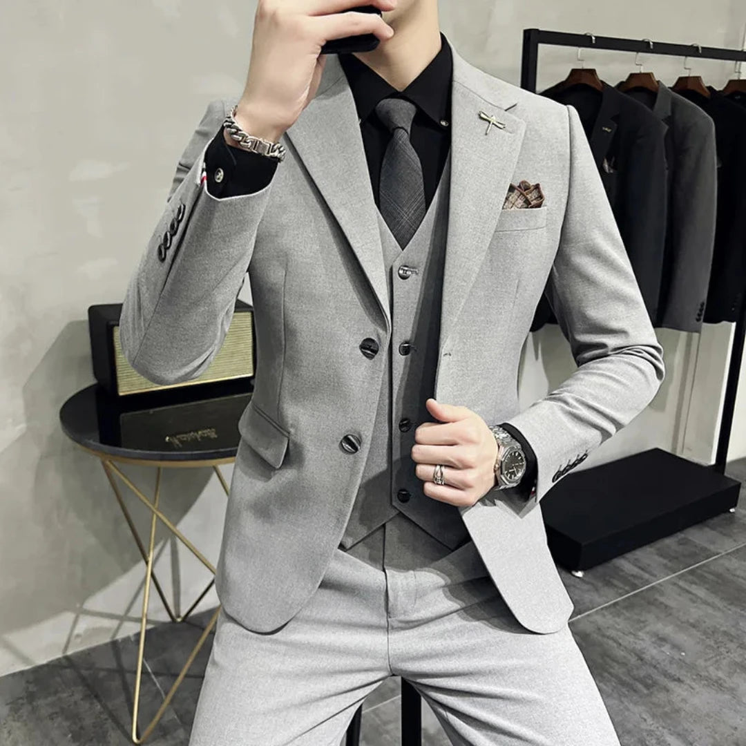 Elroy - 3-Piece Set for Men Featuring a Sleek Business Blazer, Vest, and Trousers